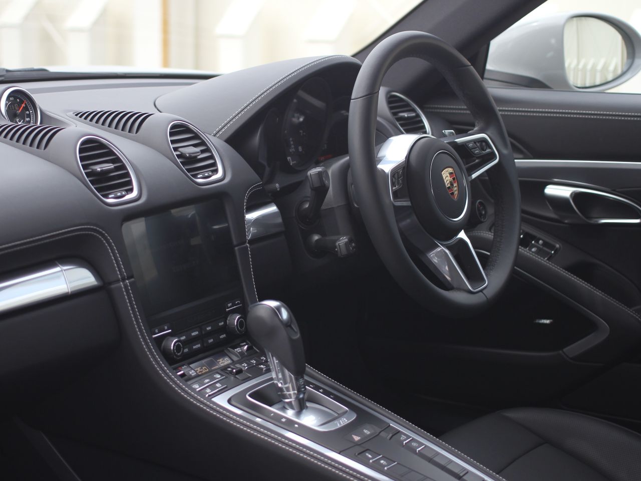 ﾎﾟﾙｼｪ 718 ｹｲﾏﾝ(期間限定)_3