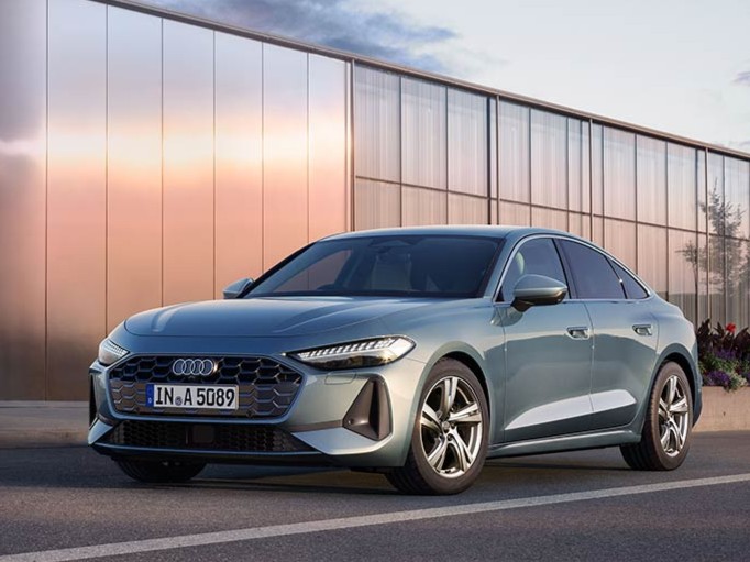 アウディ A5 セダン_1